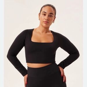 Elegant Black Long Sleeve Crop Top